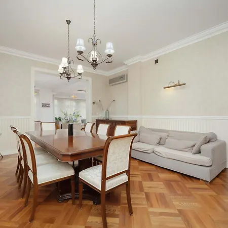 Luxury With Sauna, Jacuzzi & Cinema By Renters Prestige Konstancin-Jeziorna