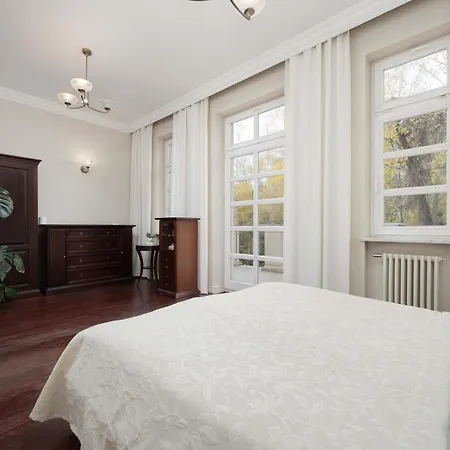 Сasa de vacaciones Luxury With Sauna, Jacuzzi & Cinema By Renters Prestige Konstancin-Jeziorna